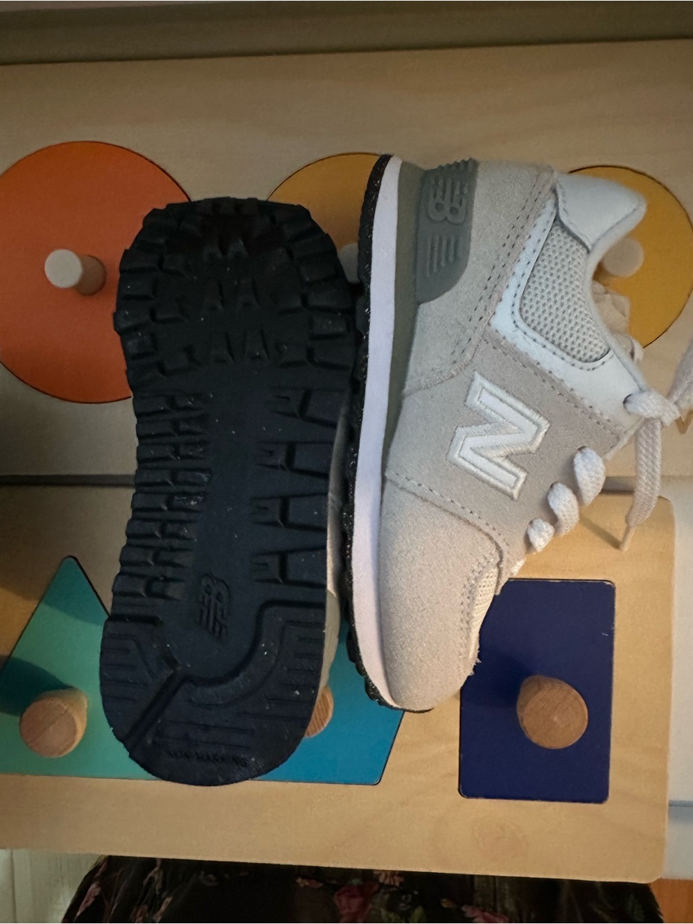 New Balance Grey White Shoe Box - 574 Model - Picture 10 of 14